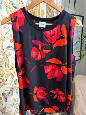 Cabi Sleeveless Floral Tank in Black with Red and Orange Blooms Complete Top XS